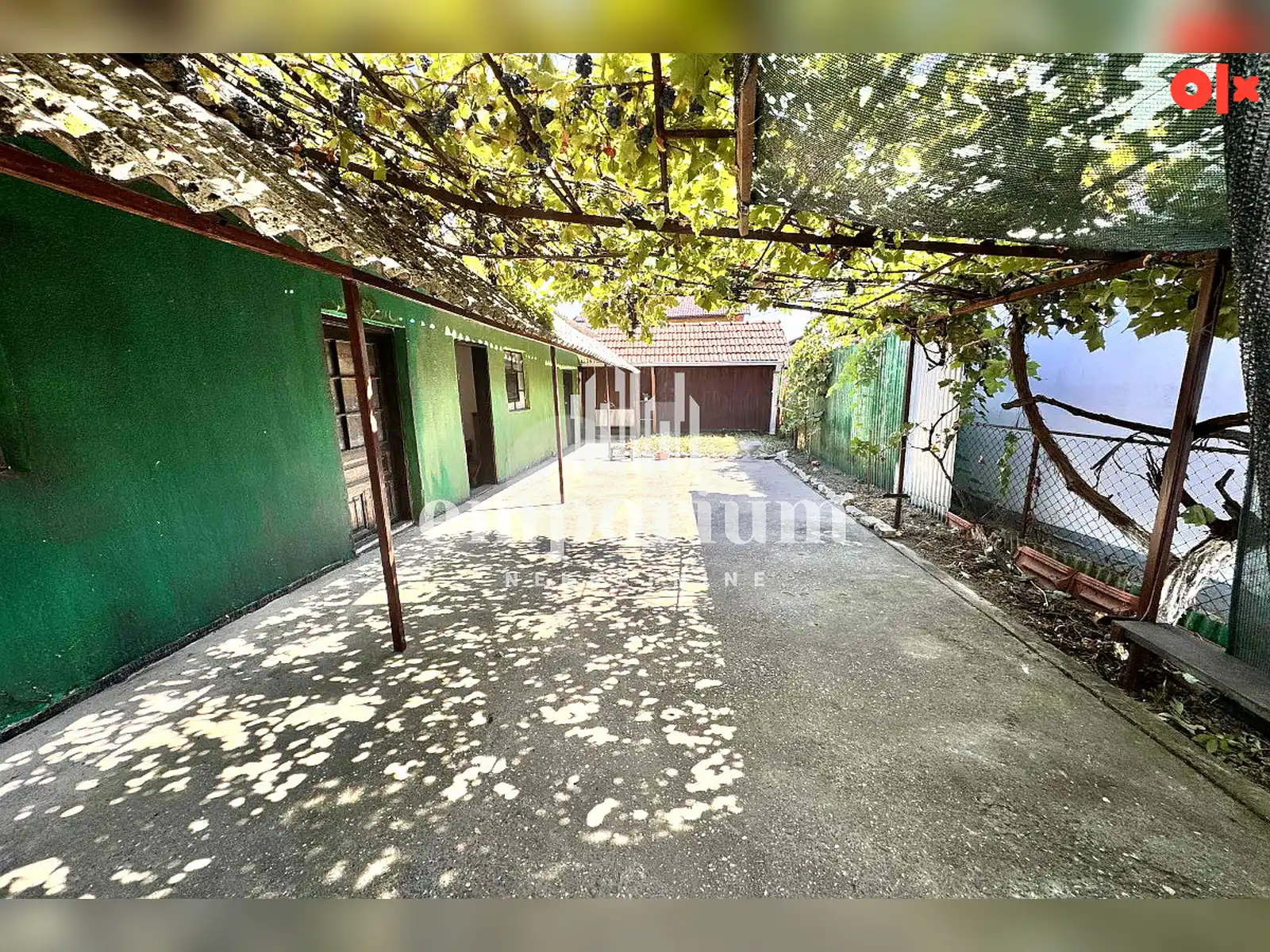 emporium-kuca-sa-poslovnim-prostorom-brcko-grcica-id2567en