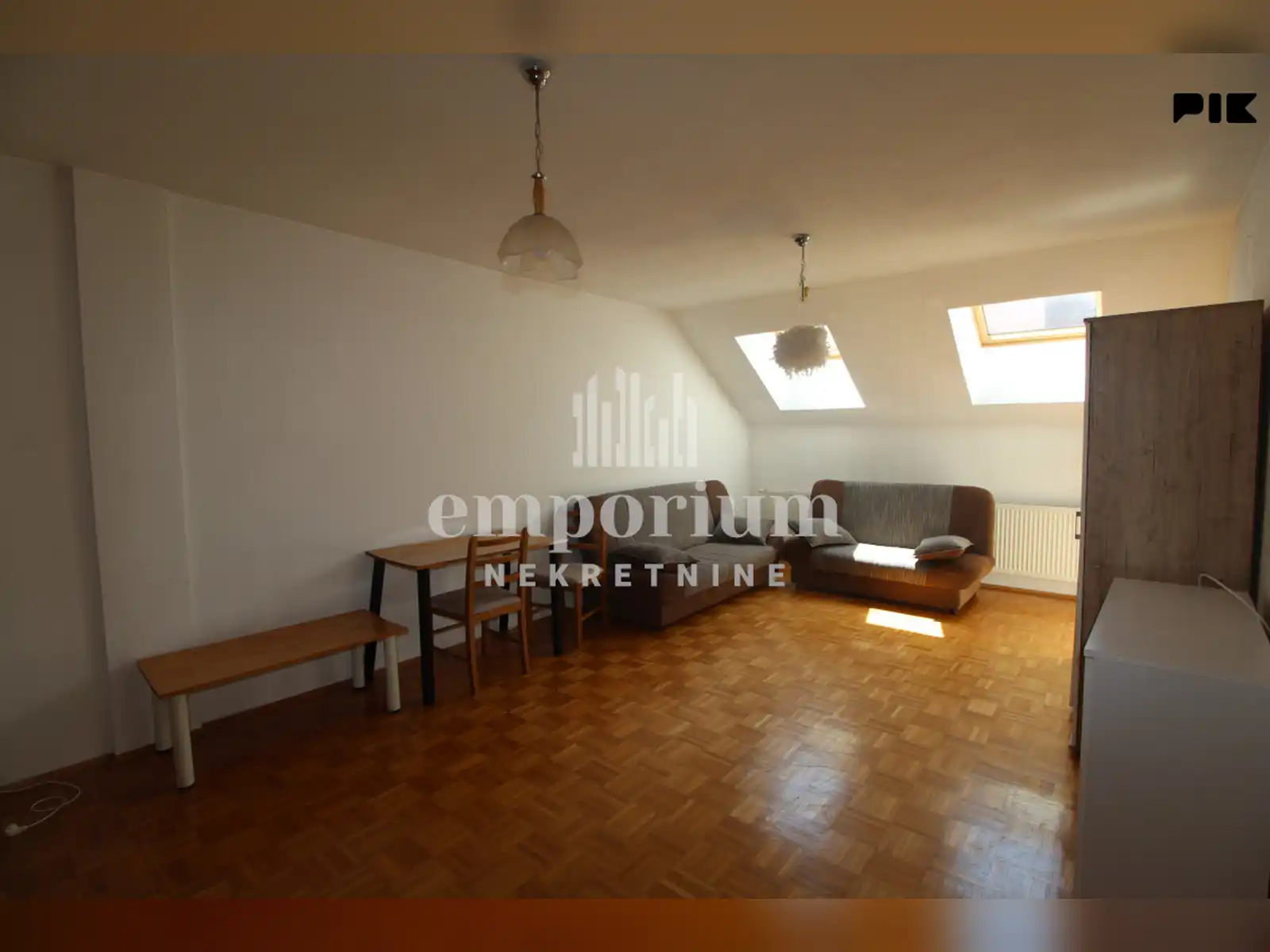 useljiva-garsonjera-povrsine-34m2-id-2775-en
