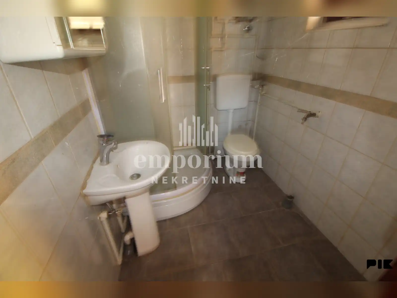 useljiva-kuca-pr-pot-u-obudovcu-na-parceli-od-1-110m2-id-2781-bn