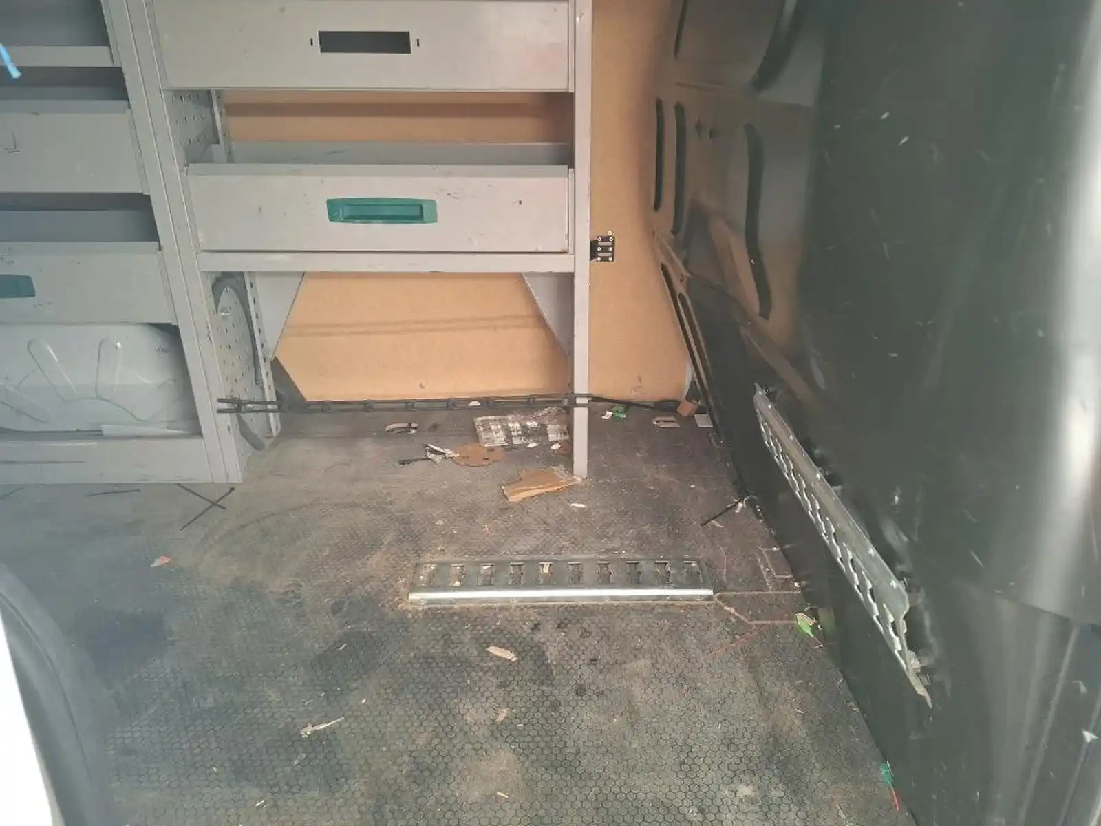renault-kangoo-maxi-15dci-108312km-2020g-klima-cedi-kadi-maxii