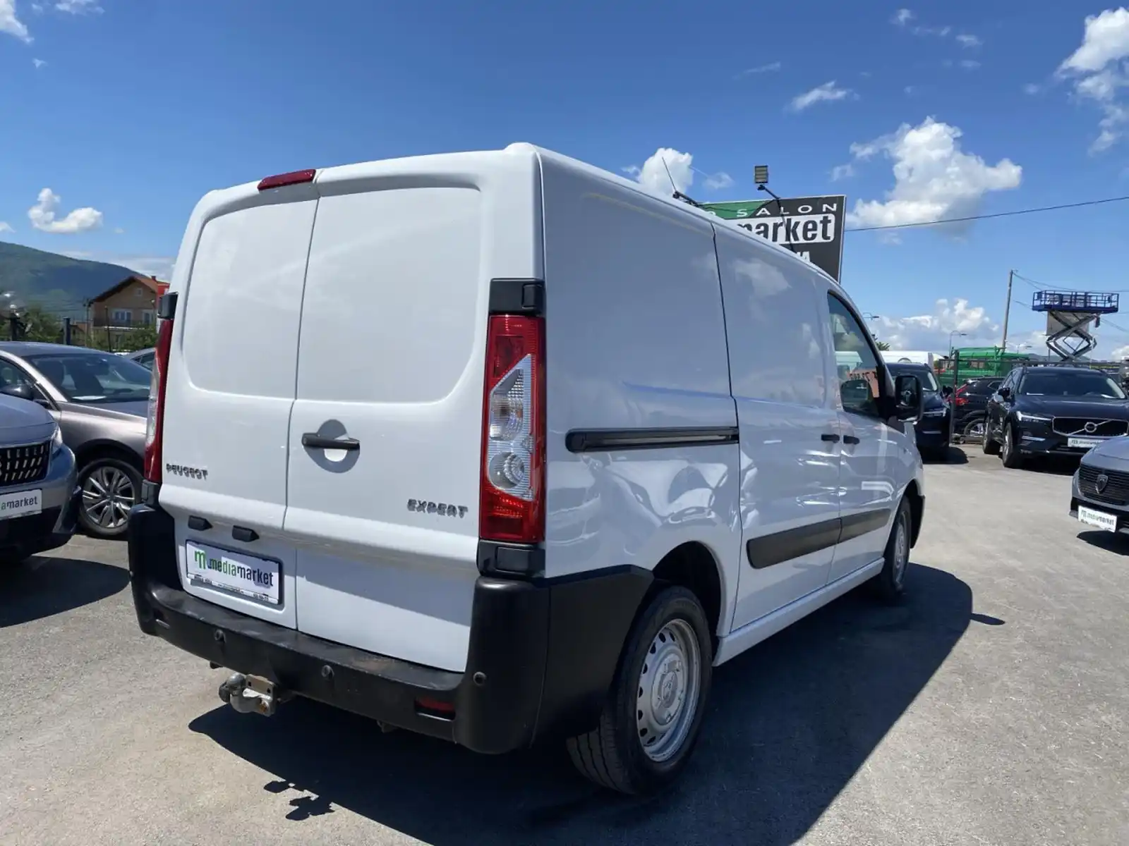 peugeot-expert-maxi-20hdi-2015g-3-sjedista-webasto-park-senzori