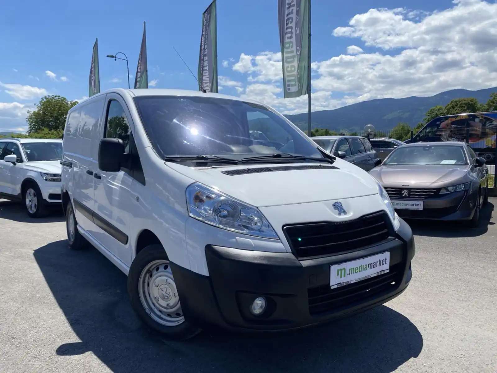 peugeot-expert-maxi-20hdi-2015g-3-sjedista-webasto-park-senzori