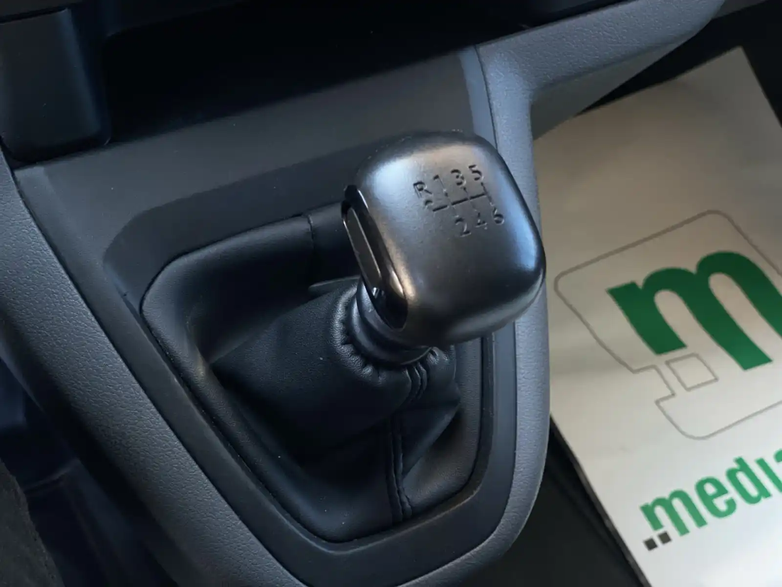 peugeot-expert-maxi-20-bluehdi-3-sjedista-2019g-klima-kedi-cadi