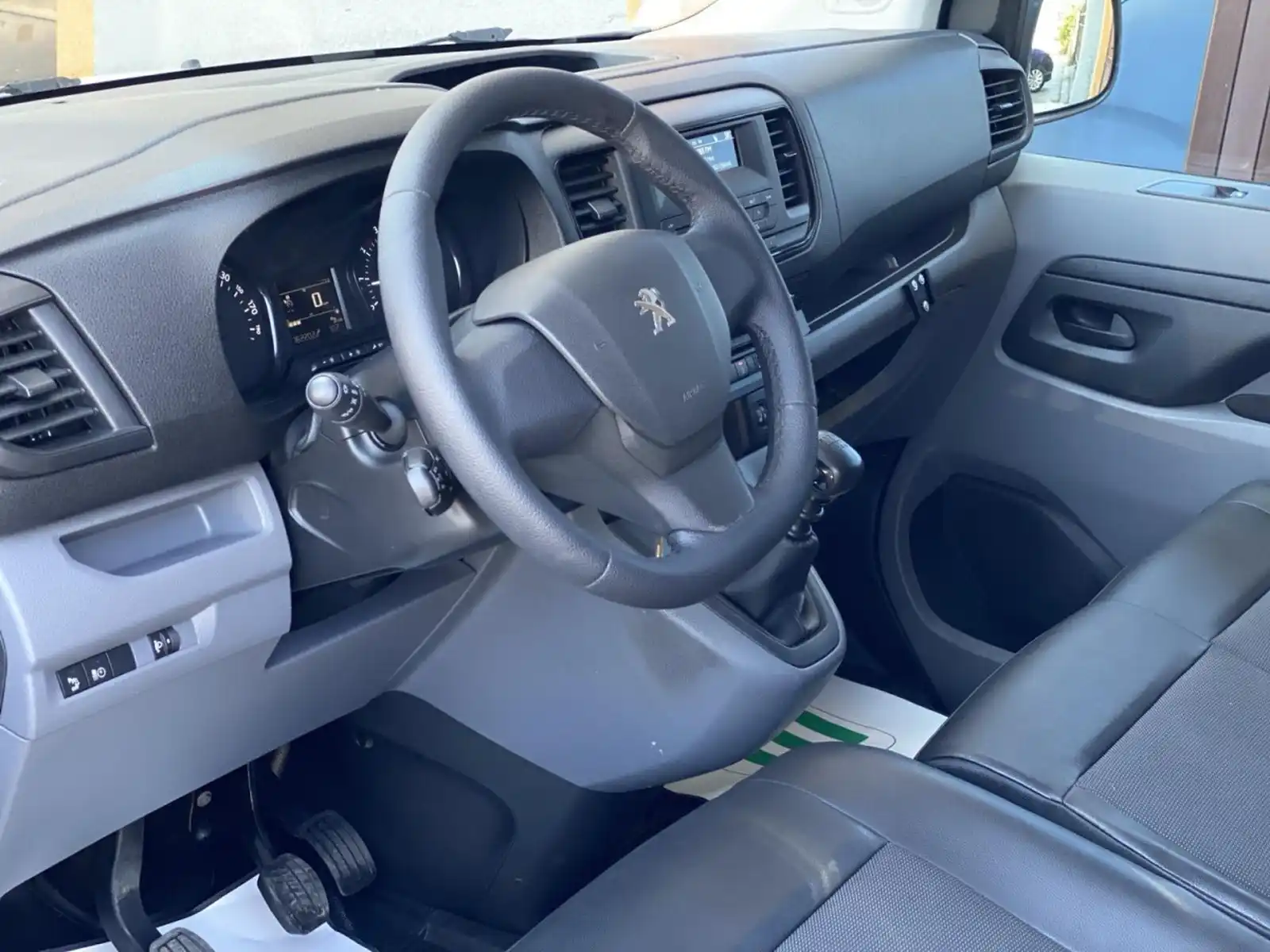peugeot-expert-maxi-20-bluehdi-3-sjedista-2019g-klima-kedi-cadi