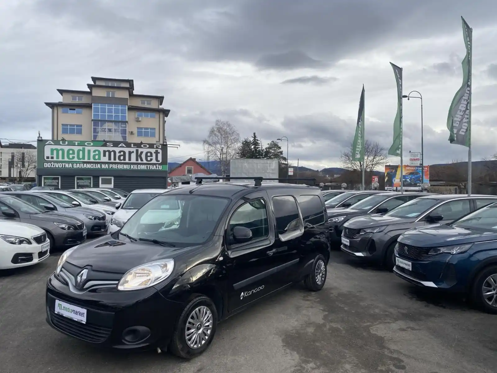 renault-kangoo-maxi-2017g-148580km-navigacija-reno-kango-caddy