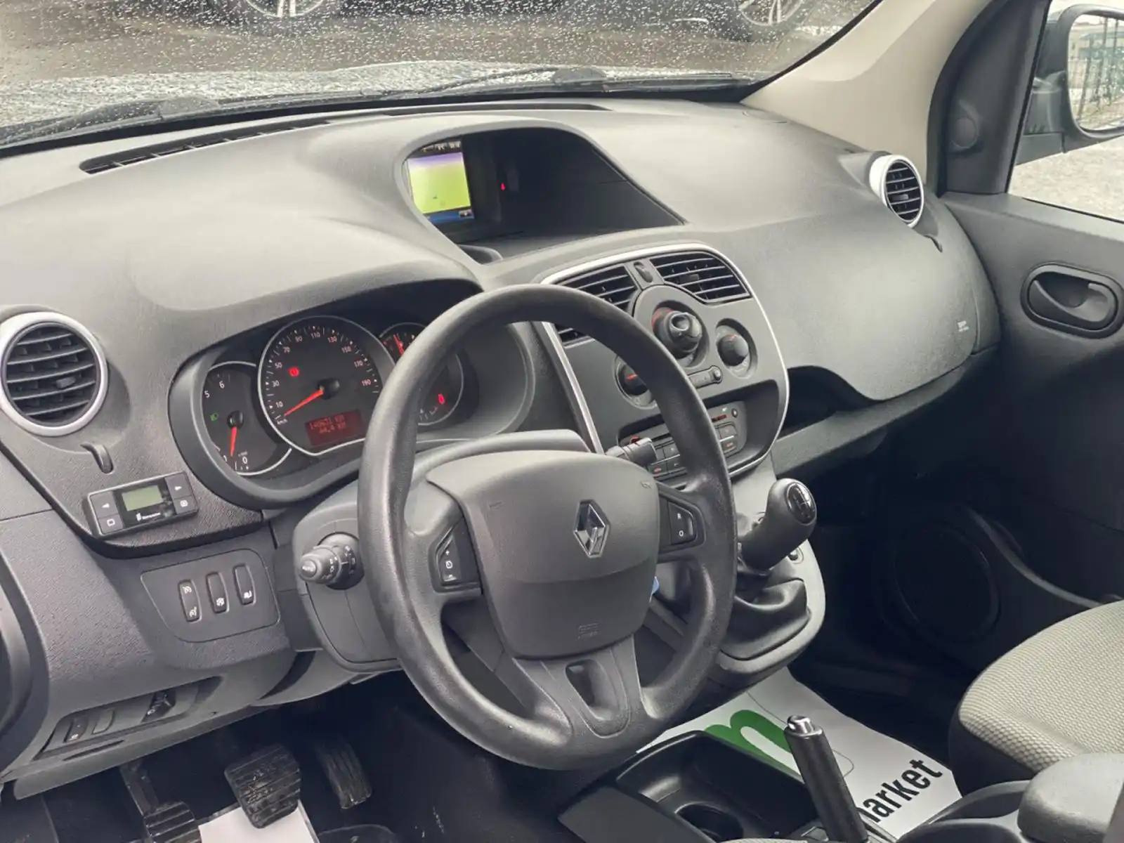 renault-kangoo-maxi-2017g-148580km-navigacija-reno-kango-caddy