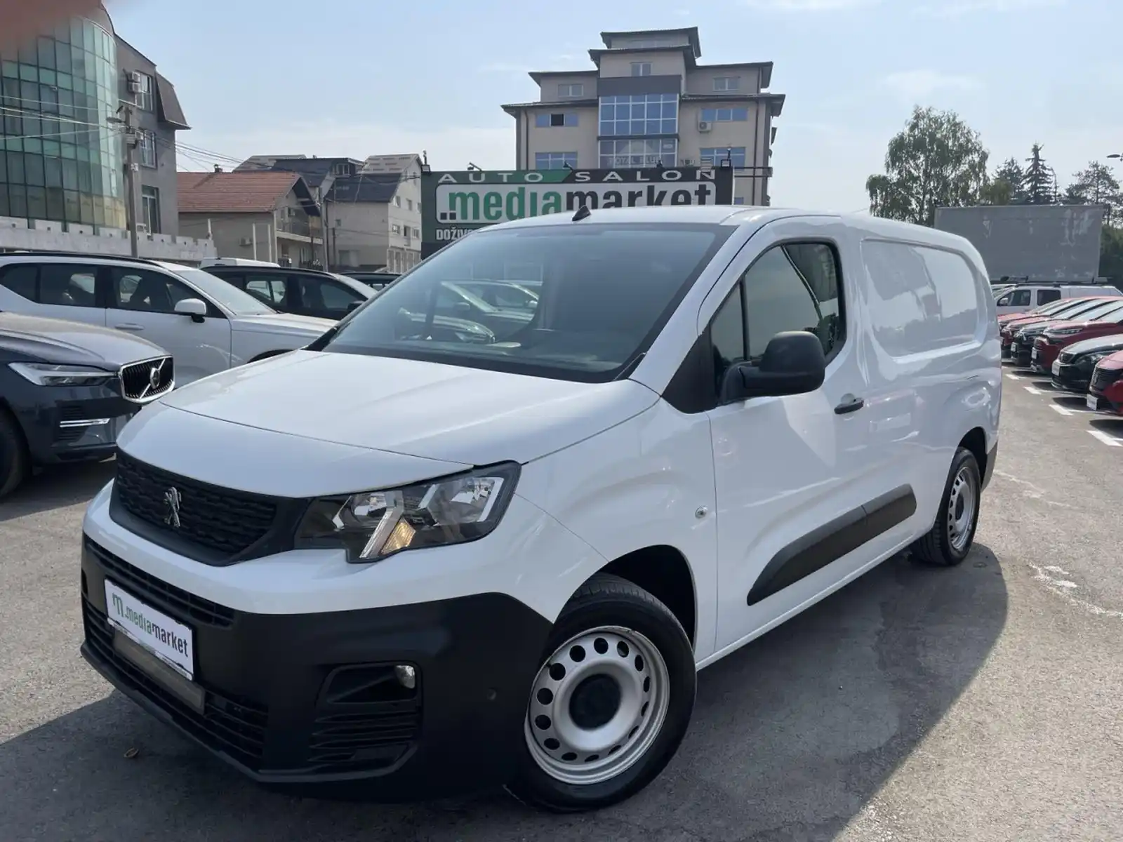 peugeot-partner-maxi-1-5bluehdi-3-sjedista-89-480km-navigacija