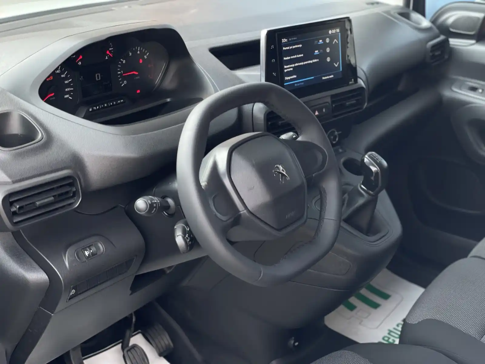 peugeot-partner-maxi-1-5bluehdi-3-sjedista-89-480km-navigacija