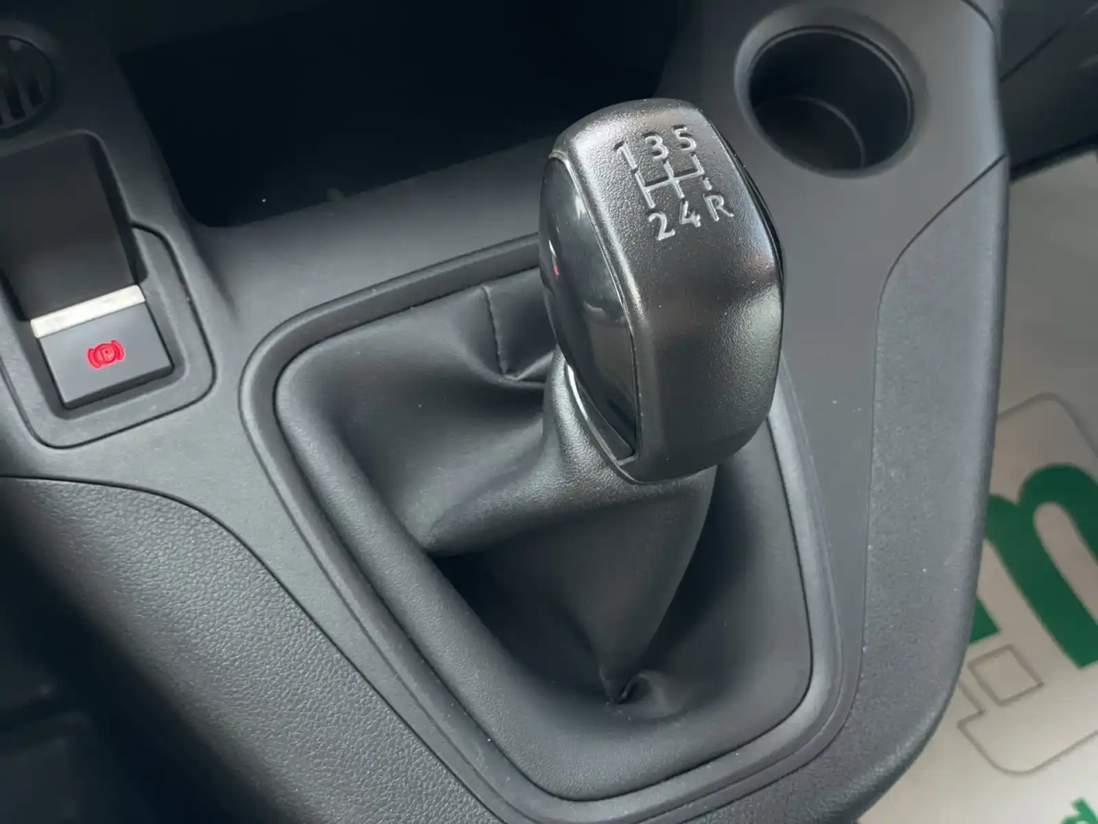 peugeot-partner-maxi-1-5bluehdi-3-sjedista-89-480km-navigacija