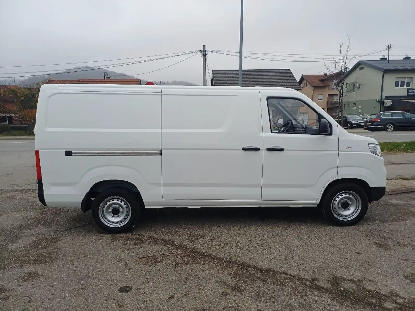 karry-kombi-elektricni-novo