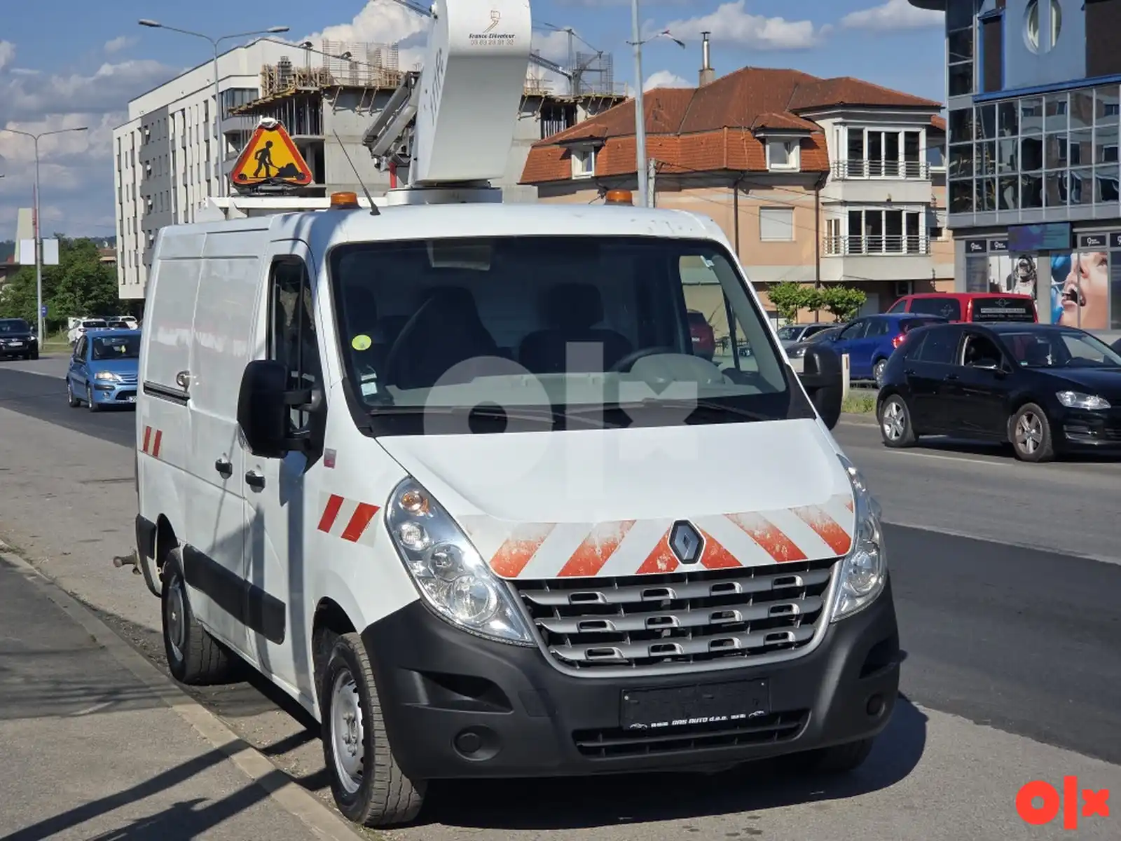 renault-master-korpa-dizalica-065-000-080-autodas