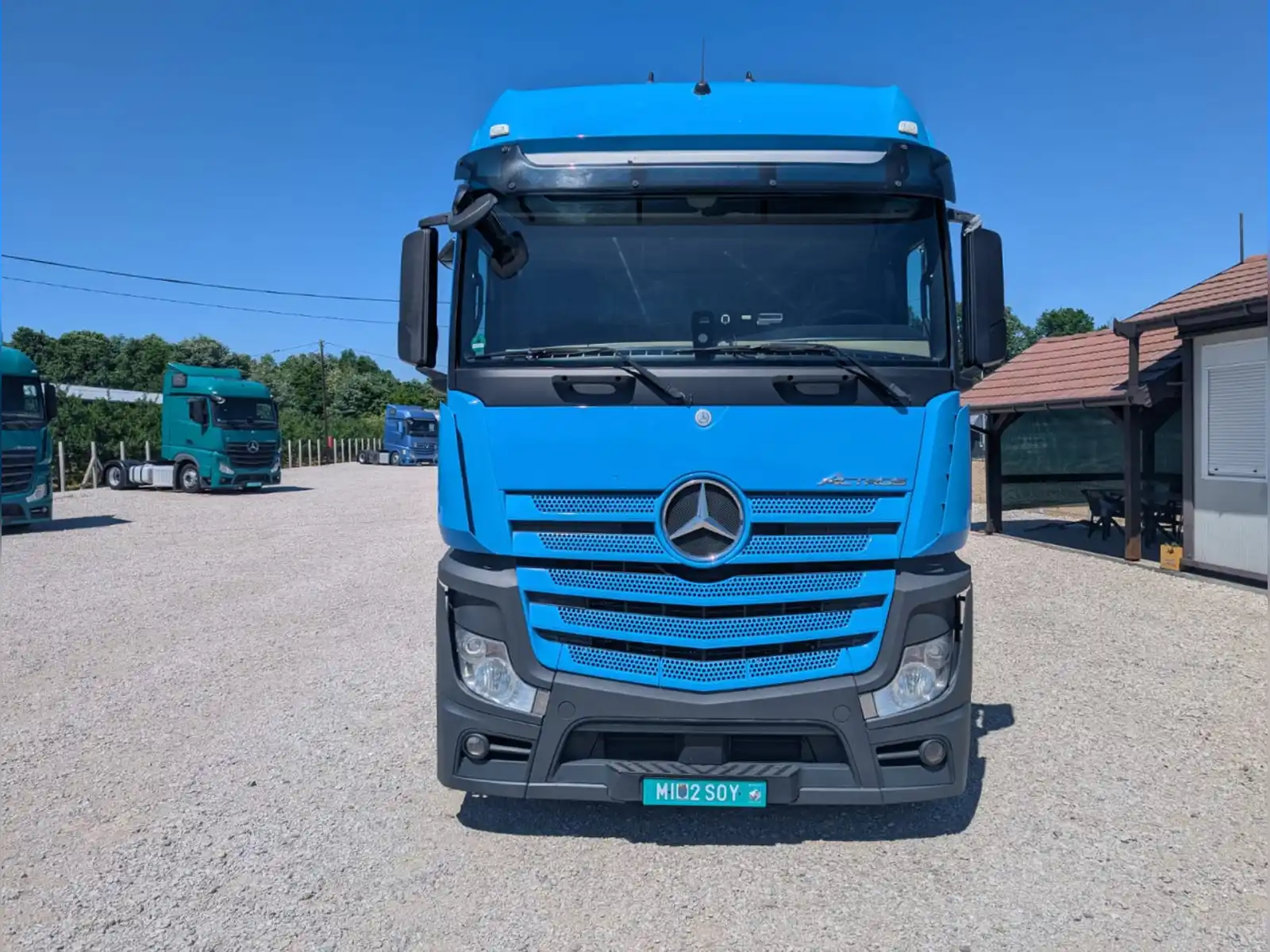 kamion-mercedes-actros1842-bigspace