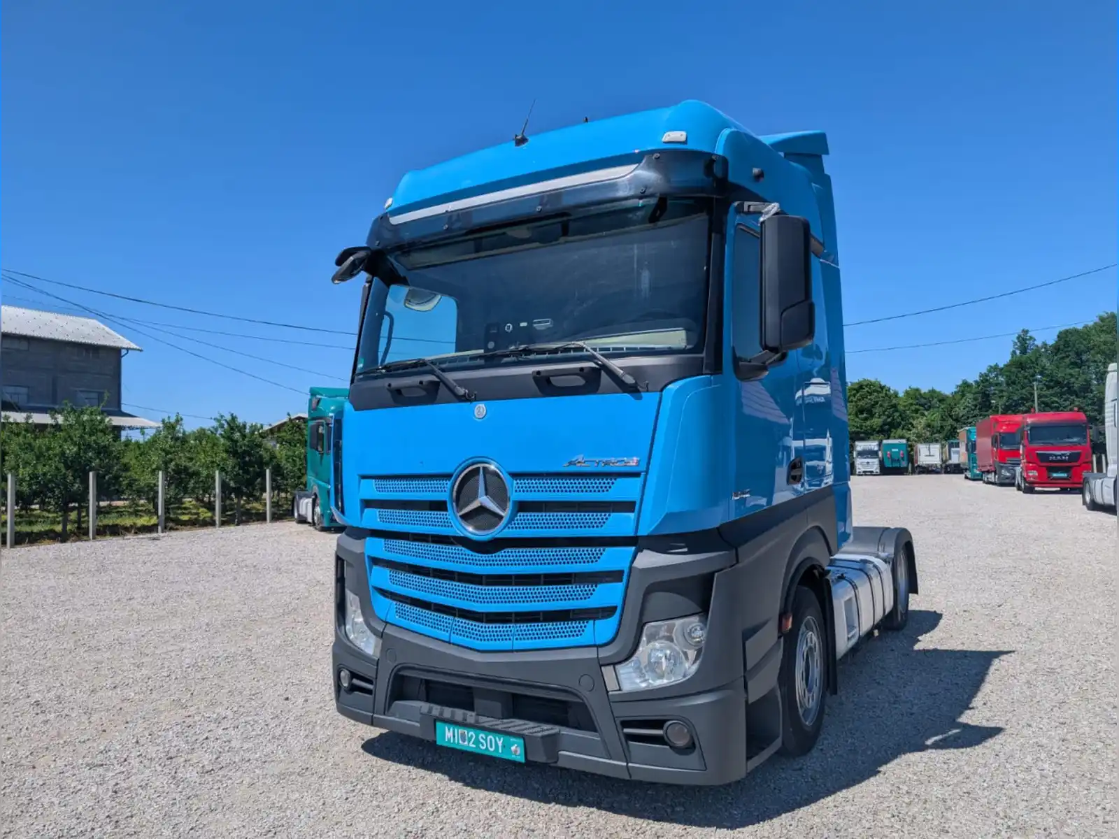 kamion-mercedes-actros1842-bigspace