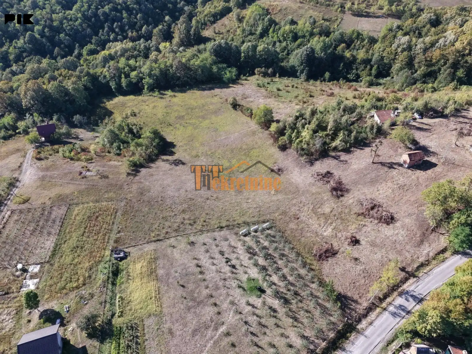kuca-u-izgradnji-sa-33-461m2-zemljista-motike