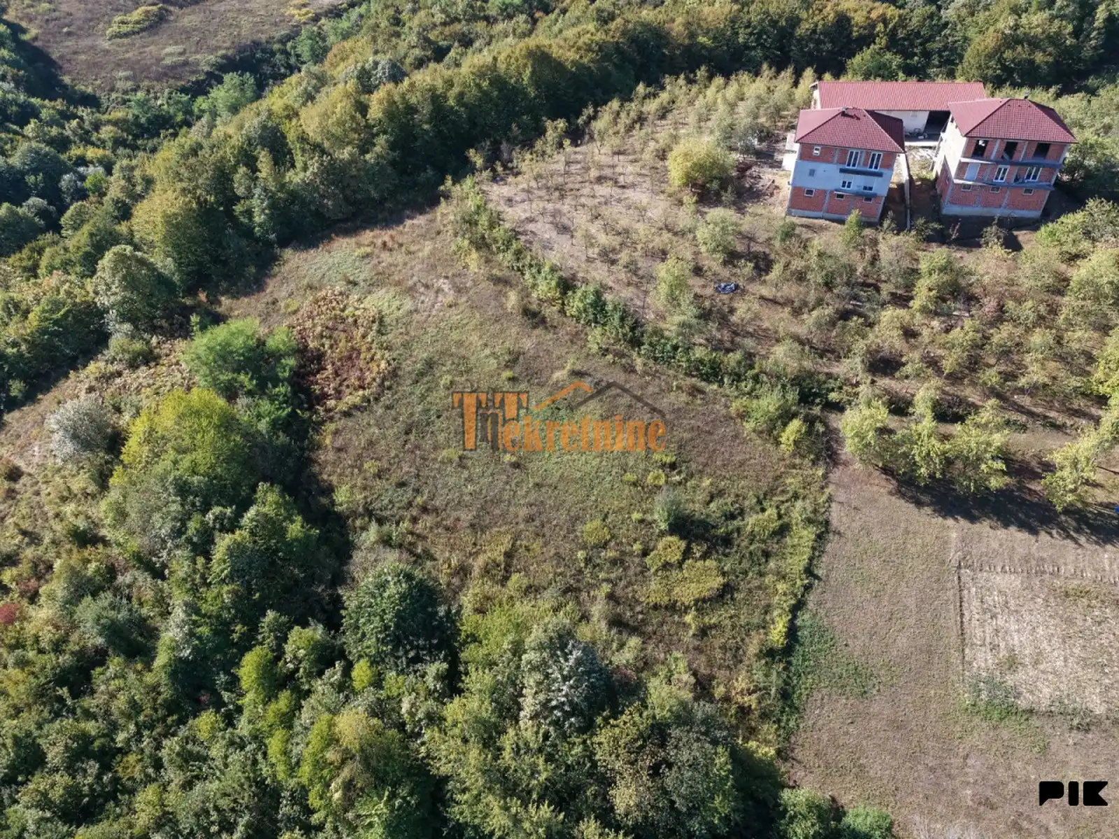 kuca-u-izgradnji-sa-33-461m2-zemljista-motike