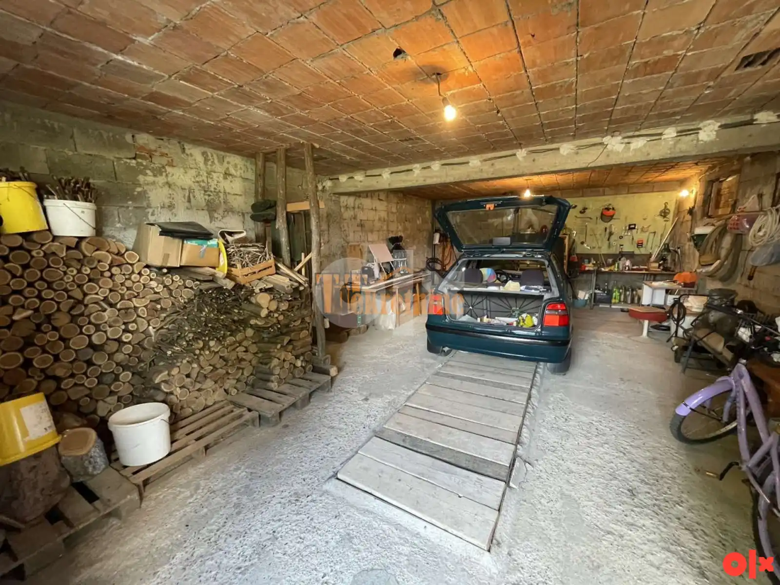 stambeni-objekat-kuca-260m2-budzak