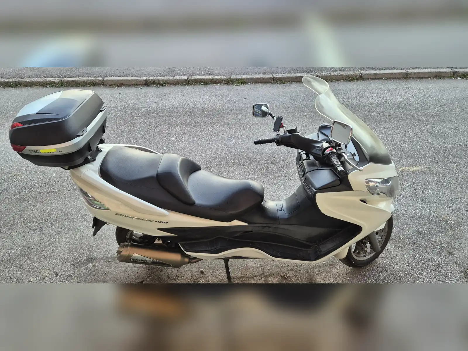 suzuki-burgman-400-abs