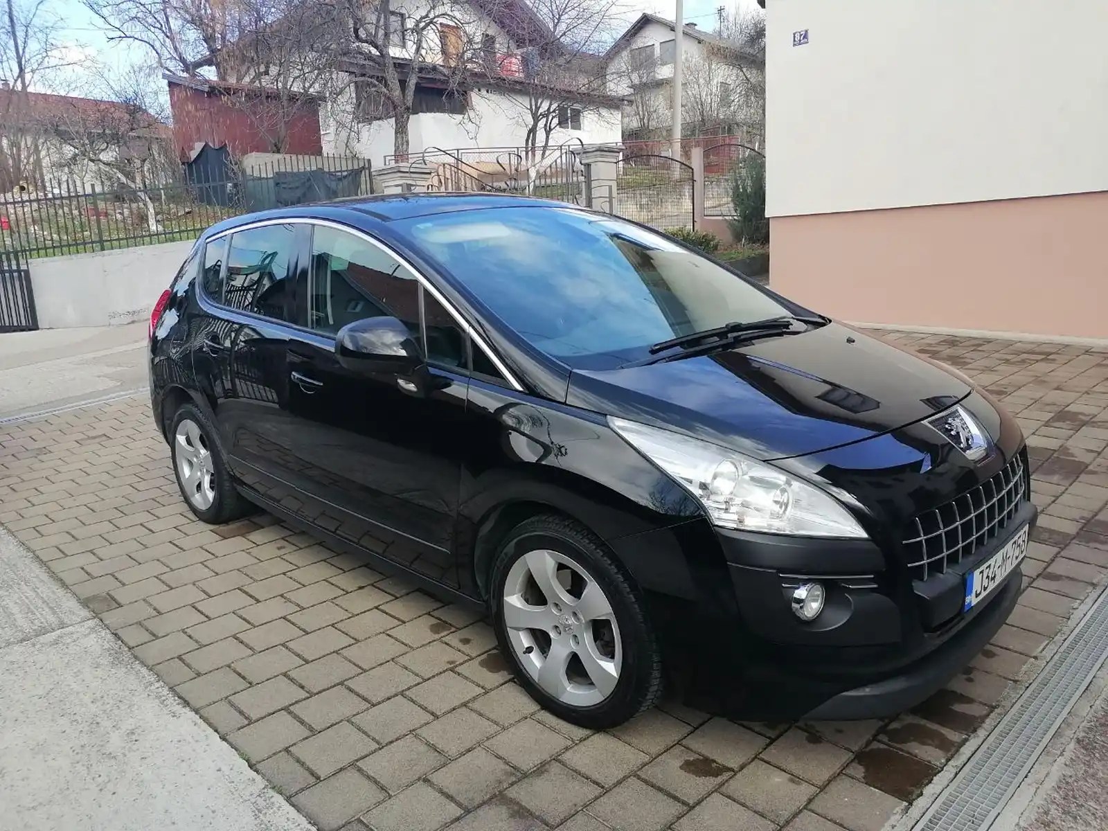 peugeot-3008-2-0-hdi-2011-tek-uradeni-veliki-i-mali-servis