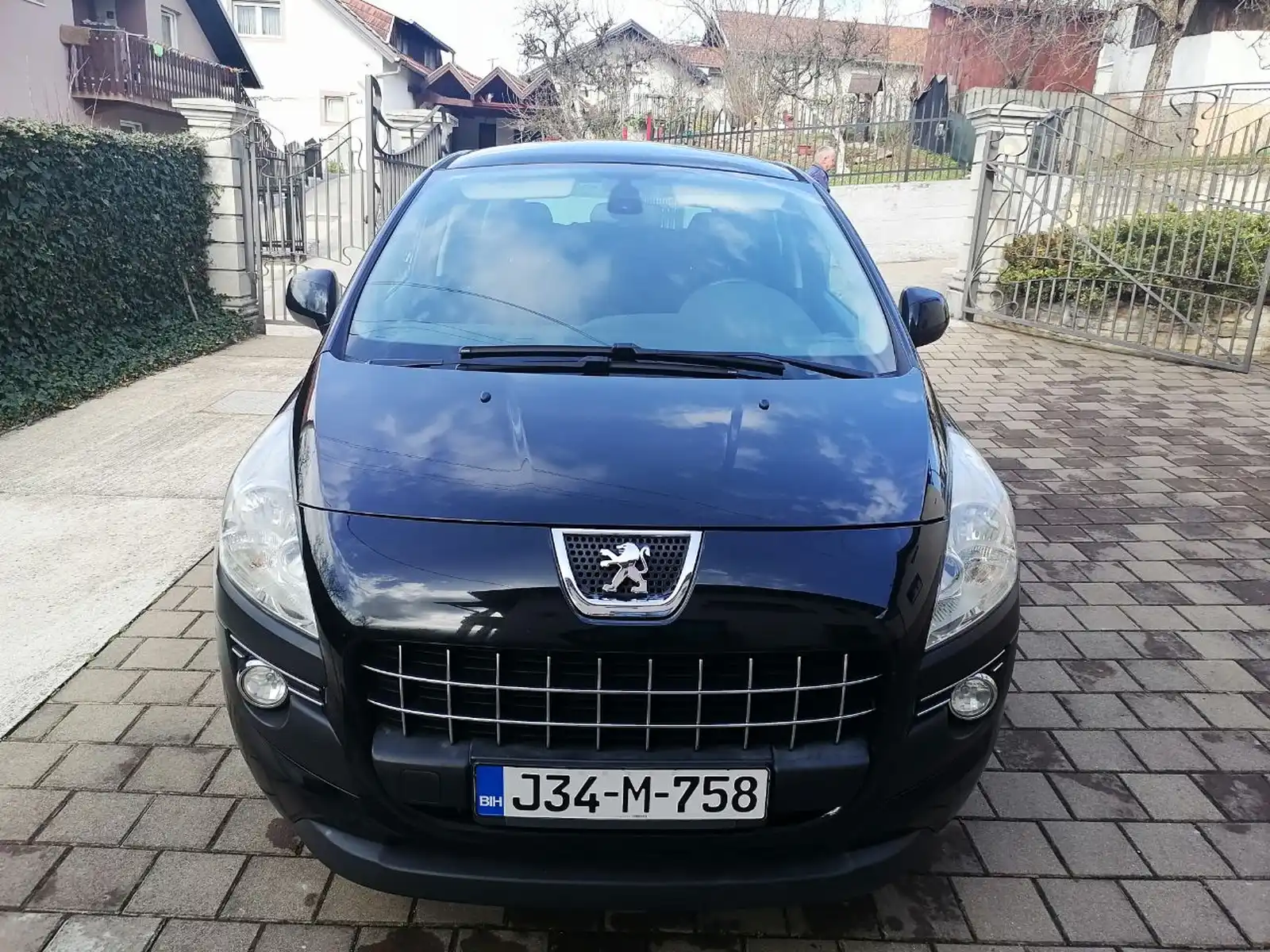 peugeot-3008-2-0-hdi-2011-tek-uradeni-veliki-i-mali-servis