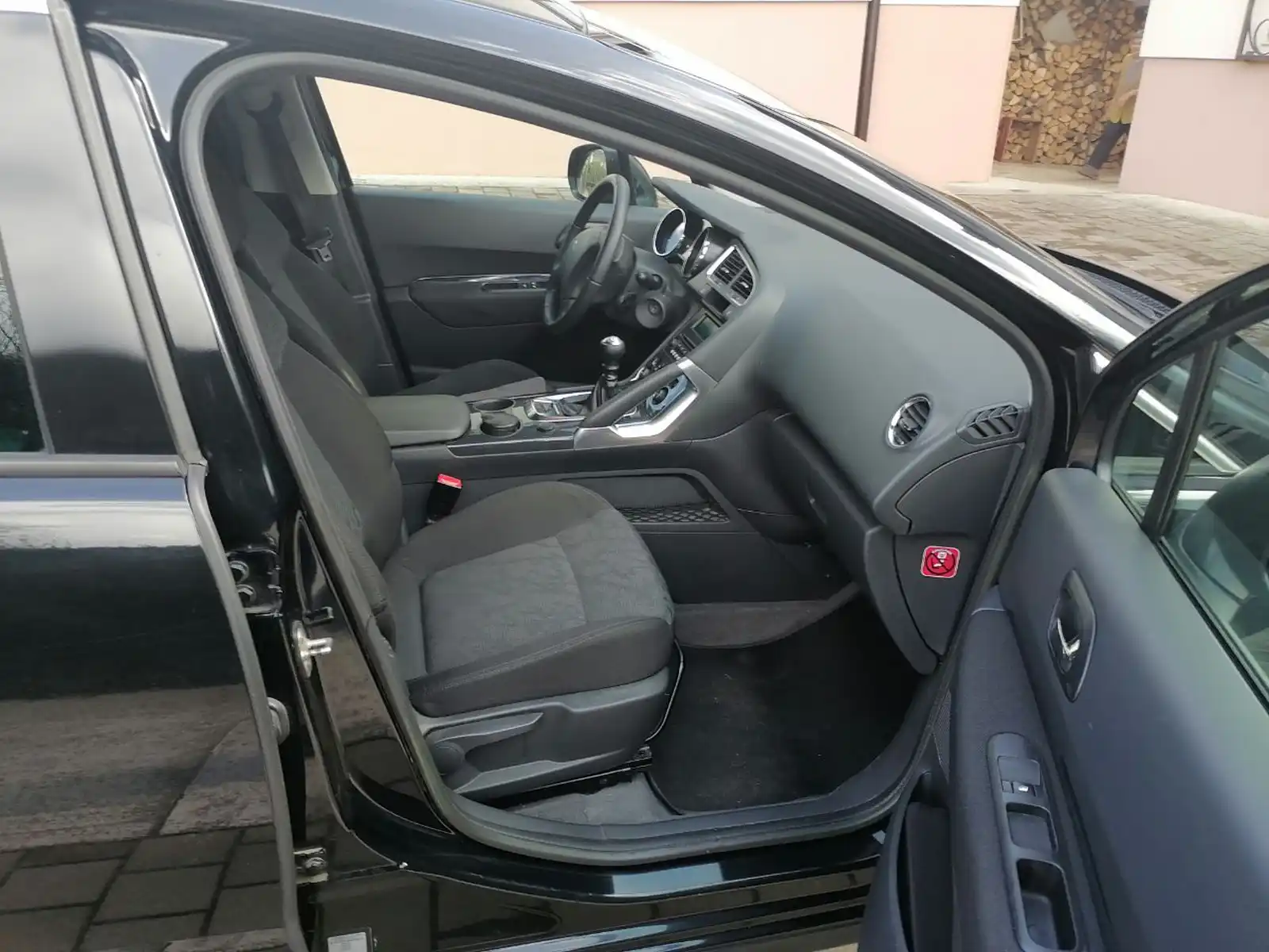 peugeot-3008-2-0-hdi-2011-tek-uradeni-veliki-i-mali-servis