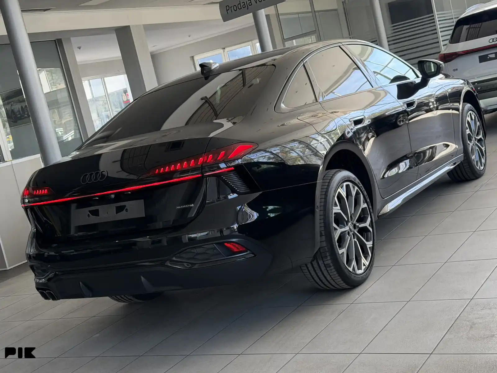 audi-a6-50-tdi-quattro-s-line-matrix-b-o-vazdusni