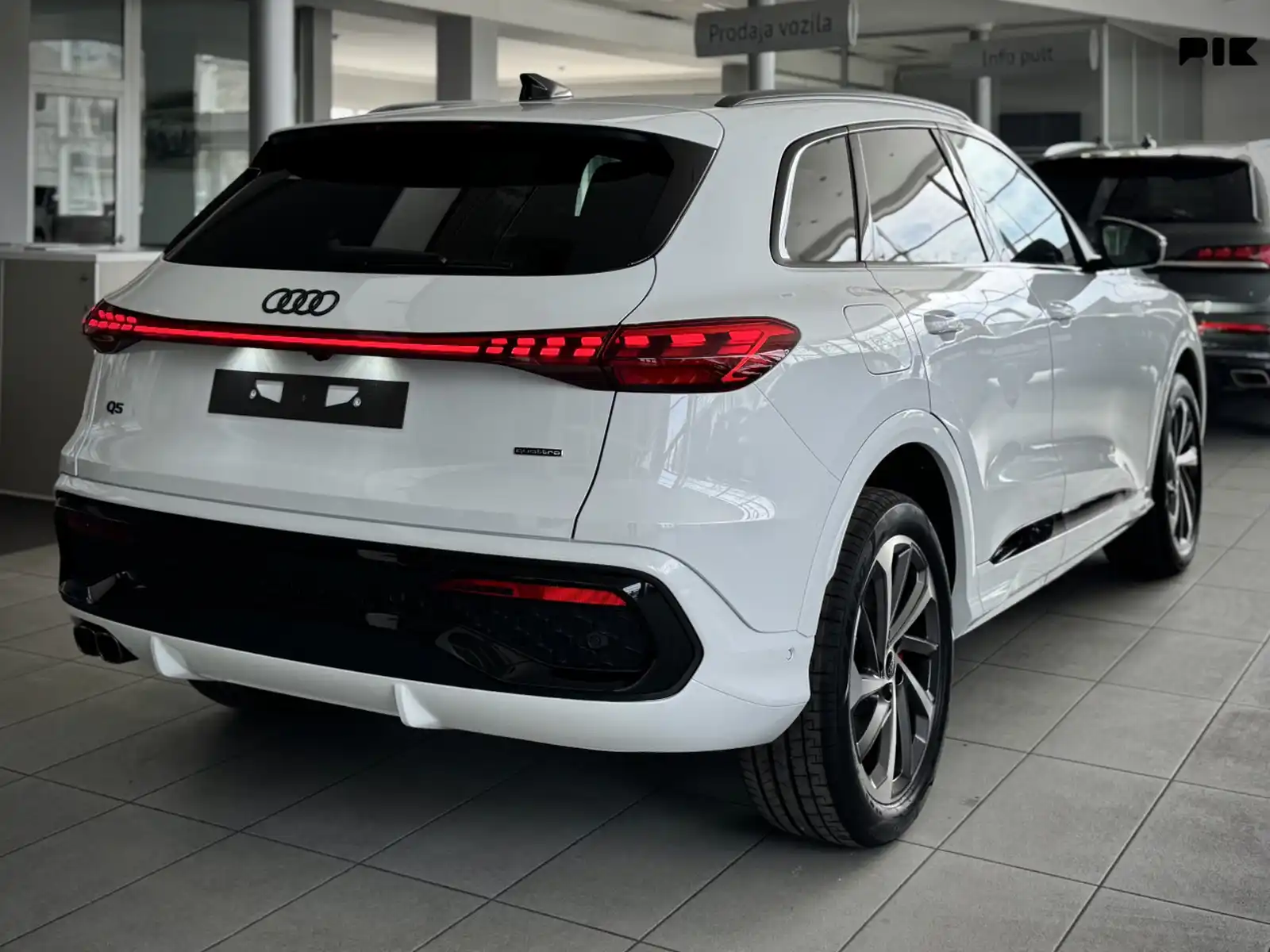 audi-q5-tdi-quattro-s-line-360-matrix-pano-2026