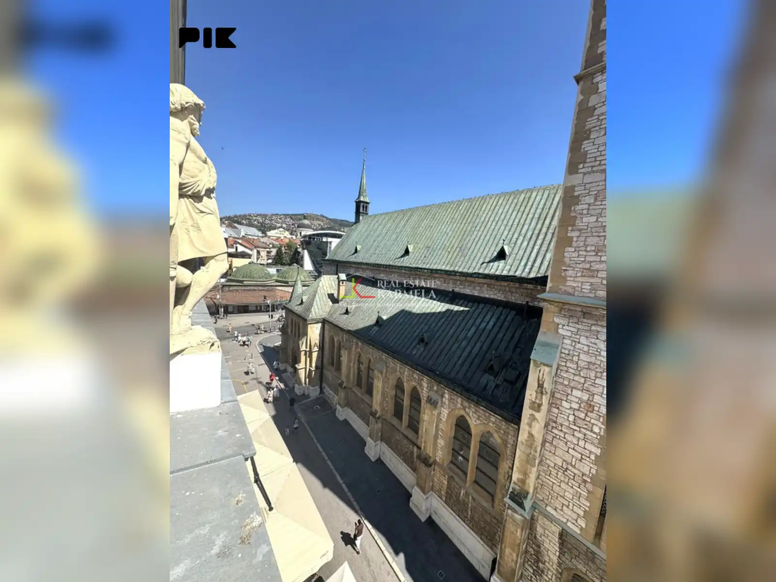 petosoban-stan-kod-katedrale-stari-grad-sarajevo