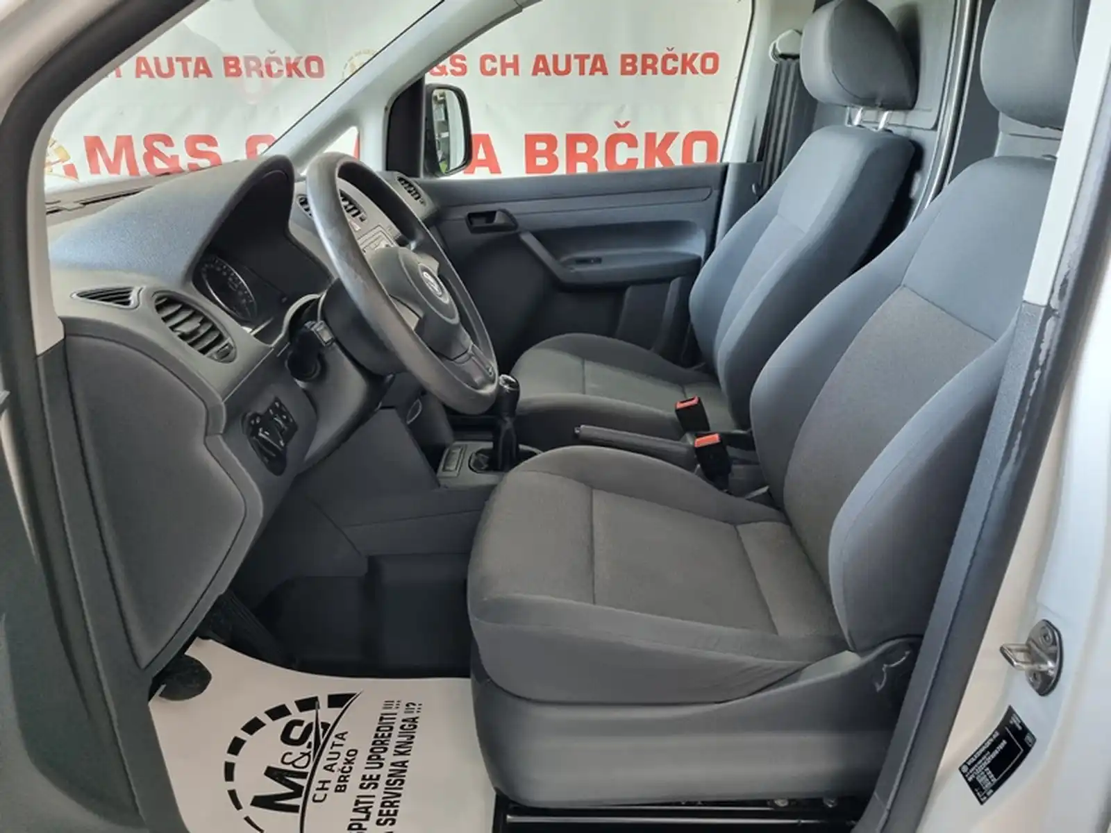 volkswagen-caddy-maxi-1-6-tdi