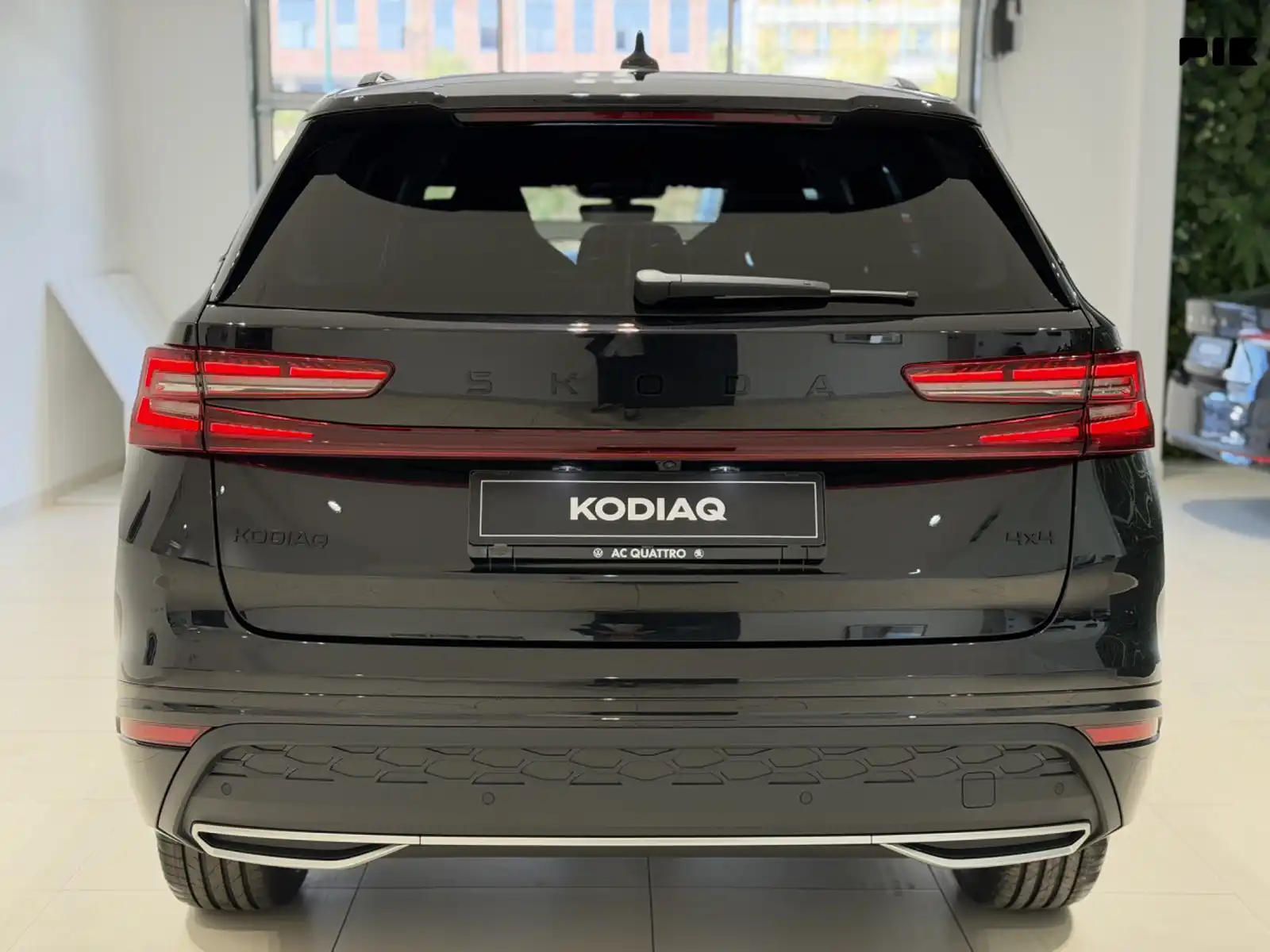 skoda-kodiaq-sportline-2-0-tdi-dsg-193ks-4x4-2026