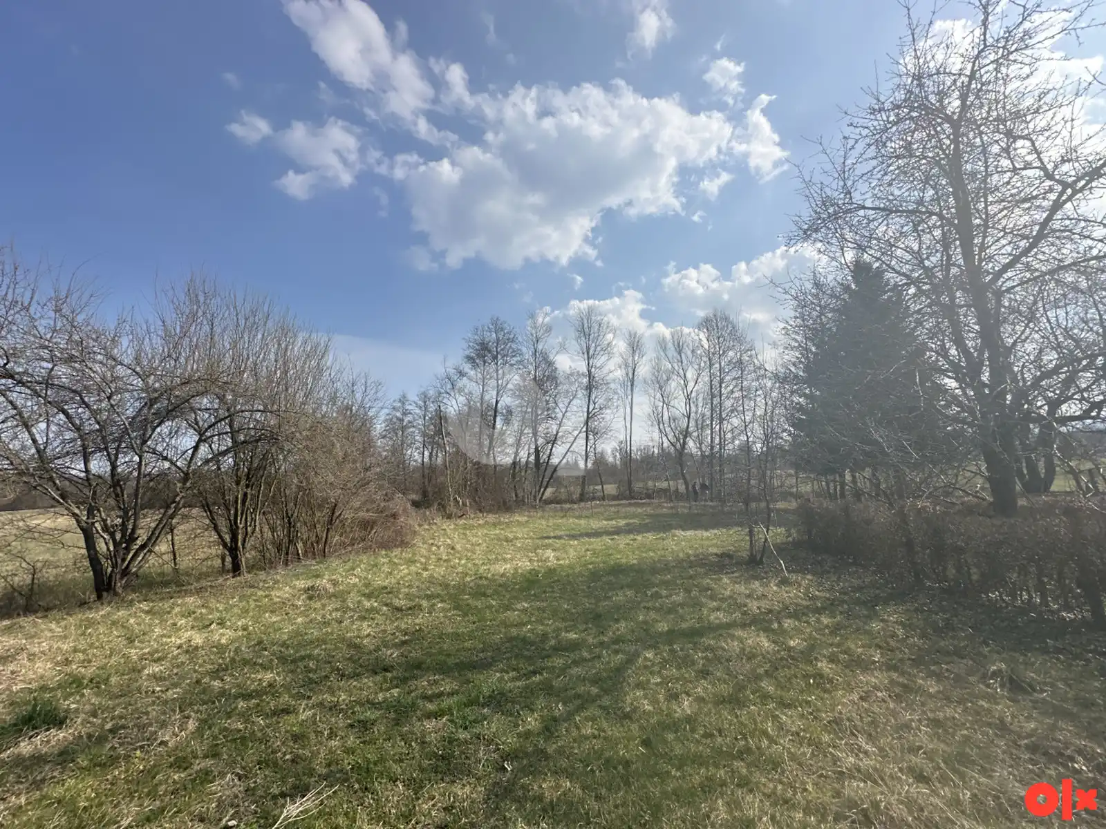 zemljiste-850-m2-gornji-podgradcipored-potoka