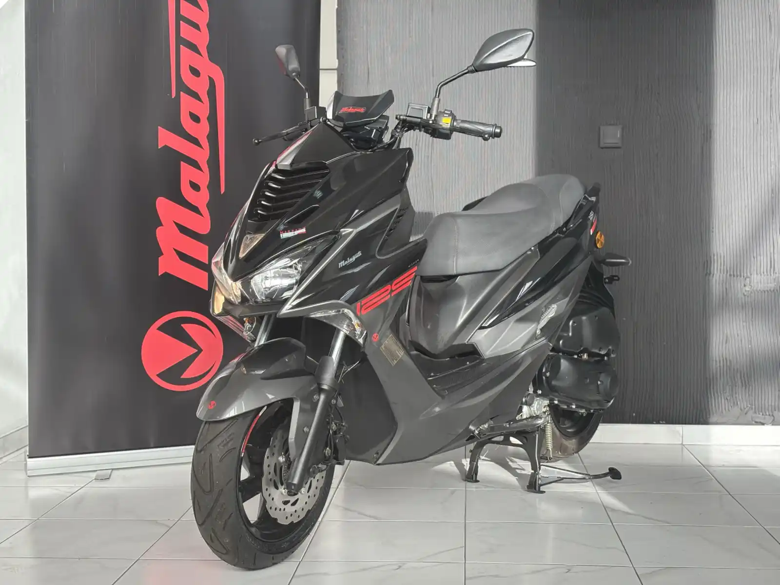 malaguti-mission-125-skuter-motor