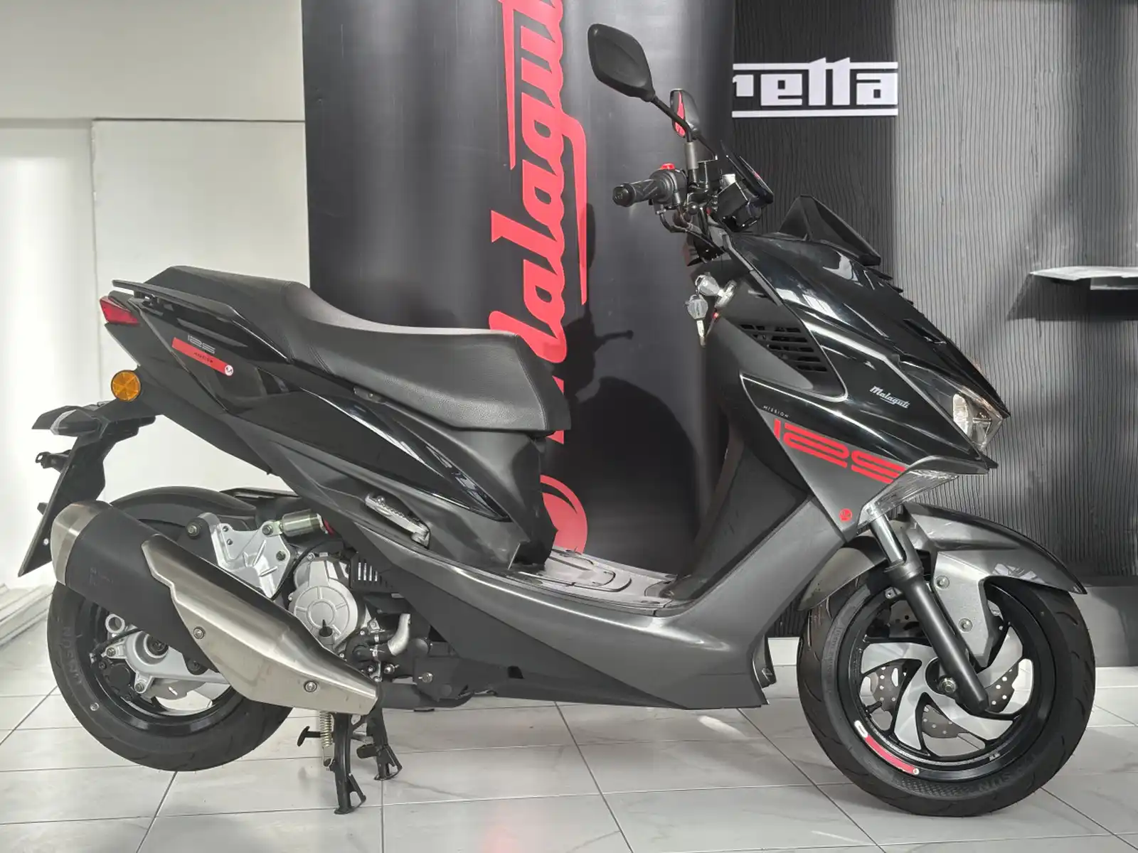 malaguti-mission-125-skuter-motor