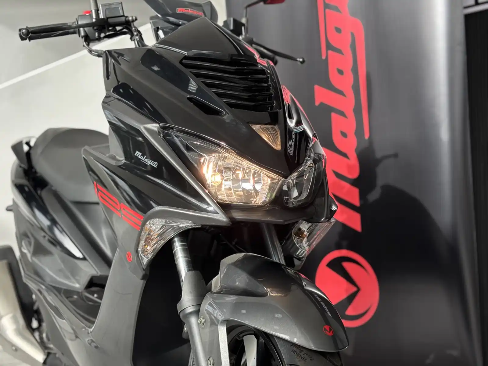 malaguti-mission-125-skuter-motor