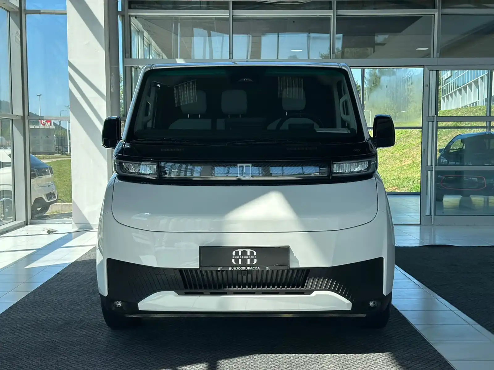farizon-supervan-55m-825m3-66kwh-l2h1-full-electro