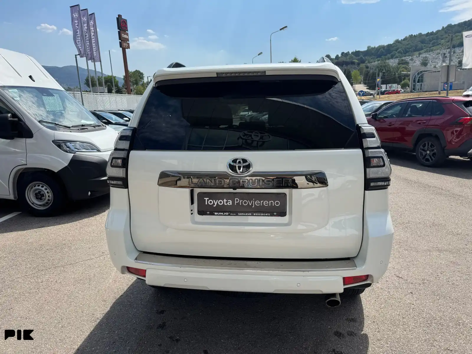 toyota-land-cruiser