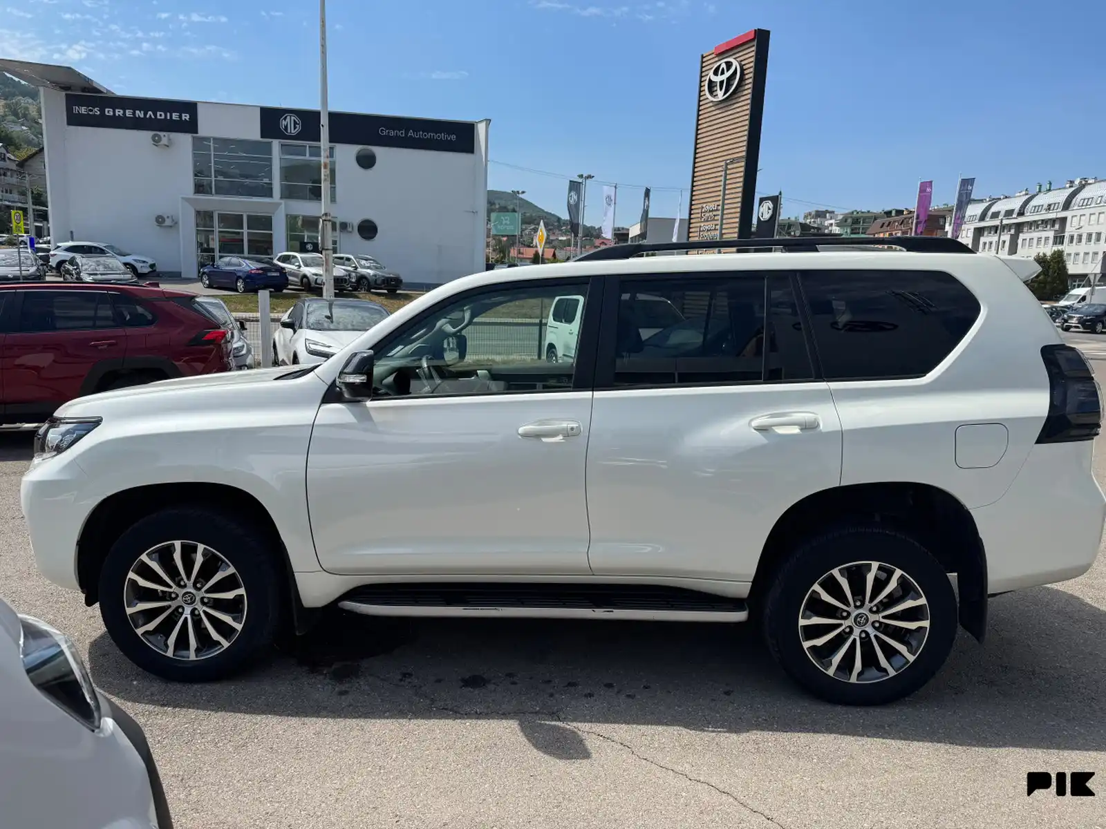 toyota-land-cruiser