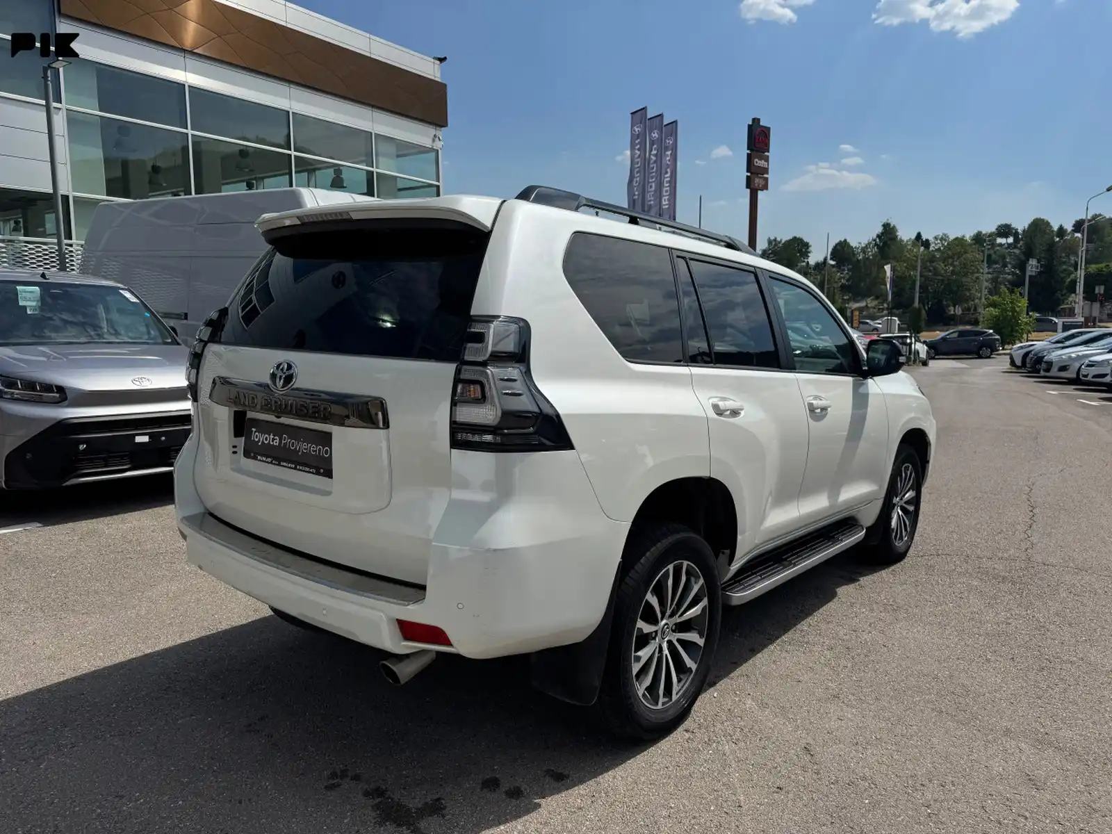 toyota-land-cruiser