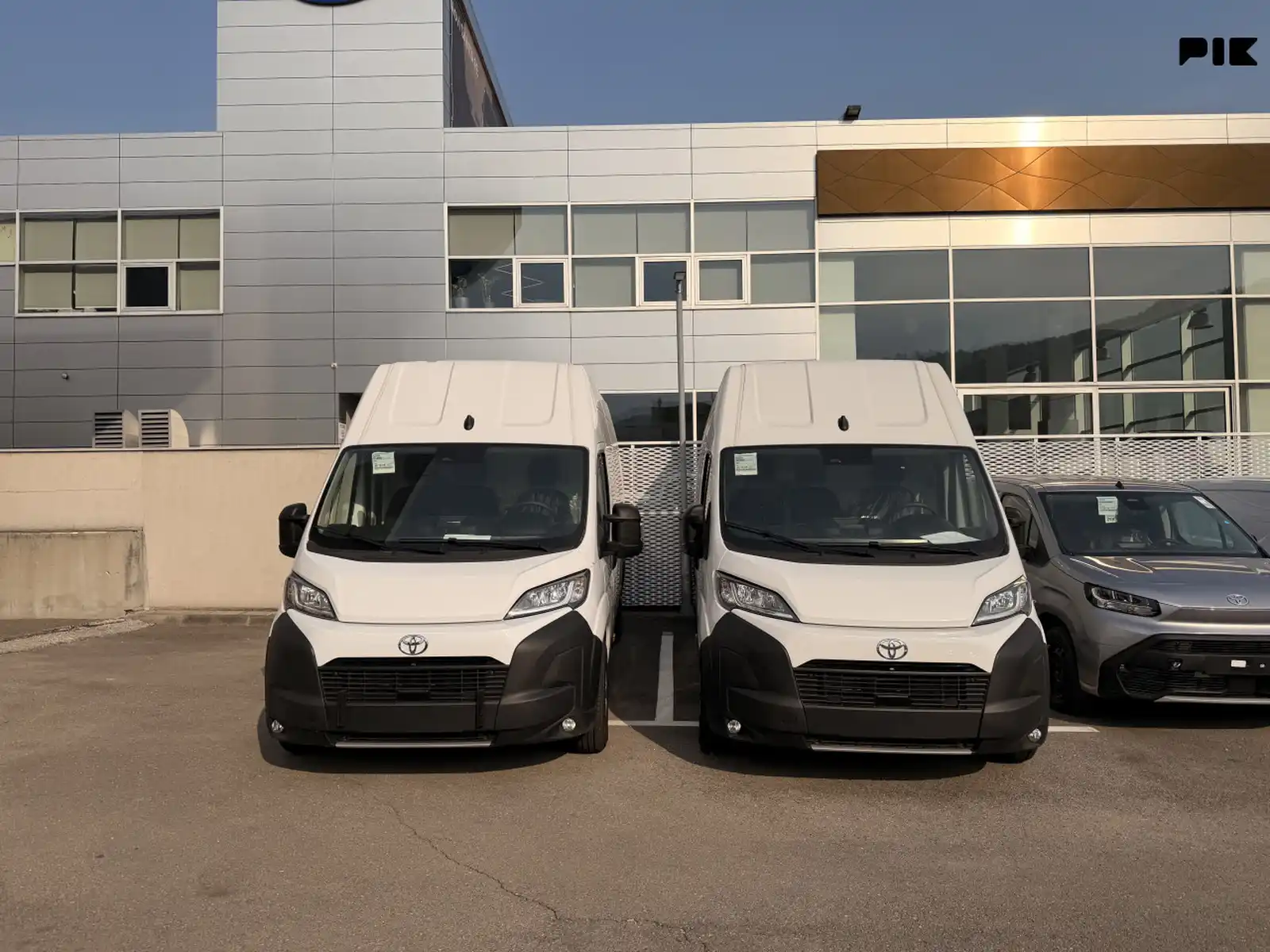 toyota-proace-max