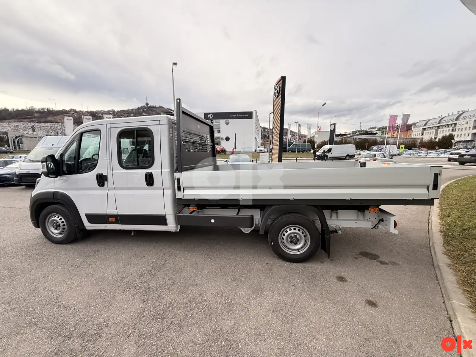 toyota-proace-max