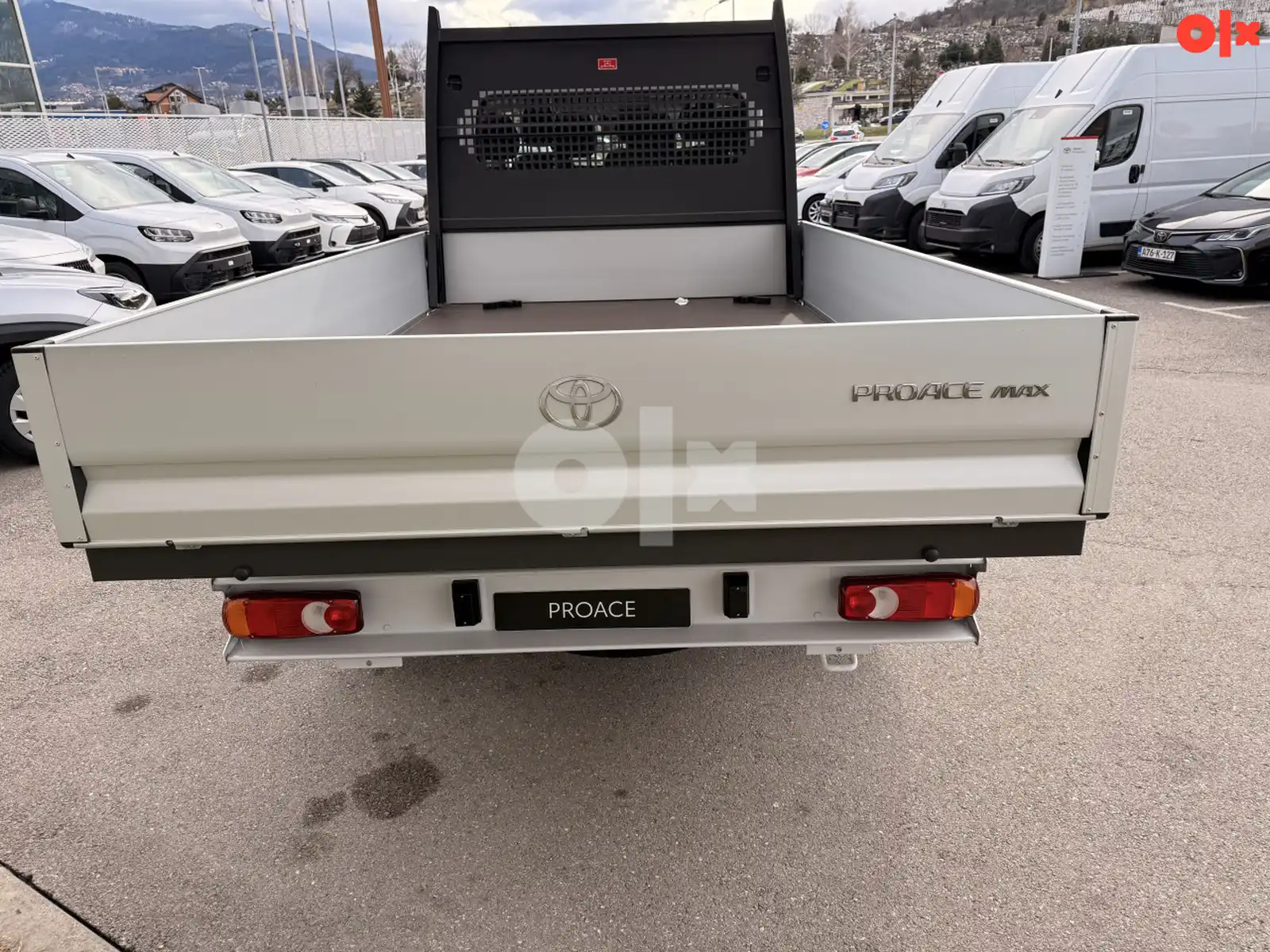 toyota-proace-max