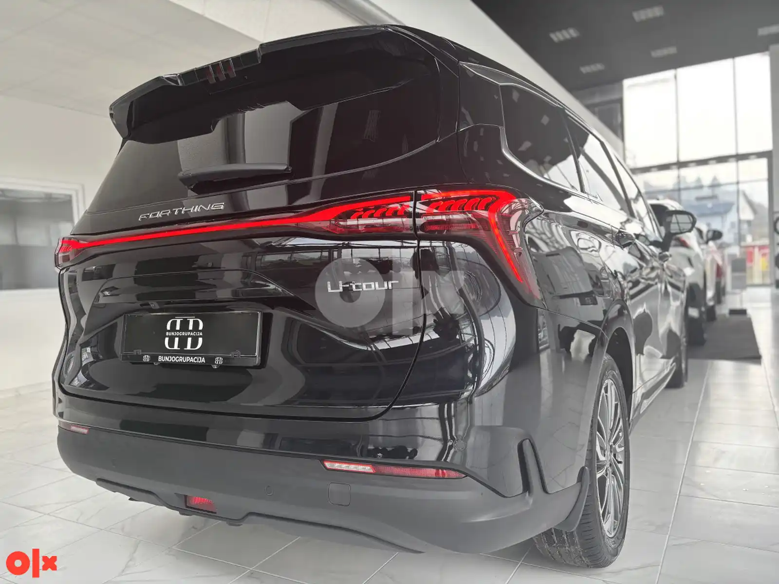 forthing-u-tour-15t-dct-7-130kw-7-sjedista-exclusive-type