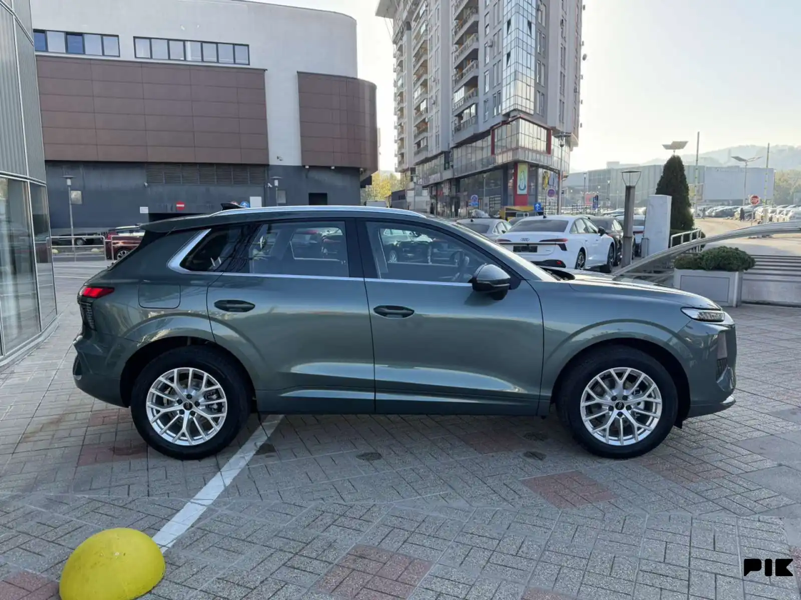 audi-q3-suv-tfsi-s-tronic-2026