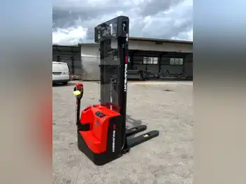 VISOKOPODIZNI ELEKTRIČNI ELEKTRO PALETAR  EP WSA161 1600kg 5.5M