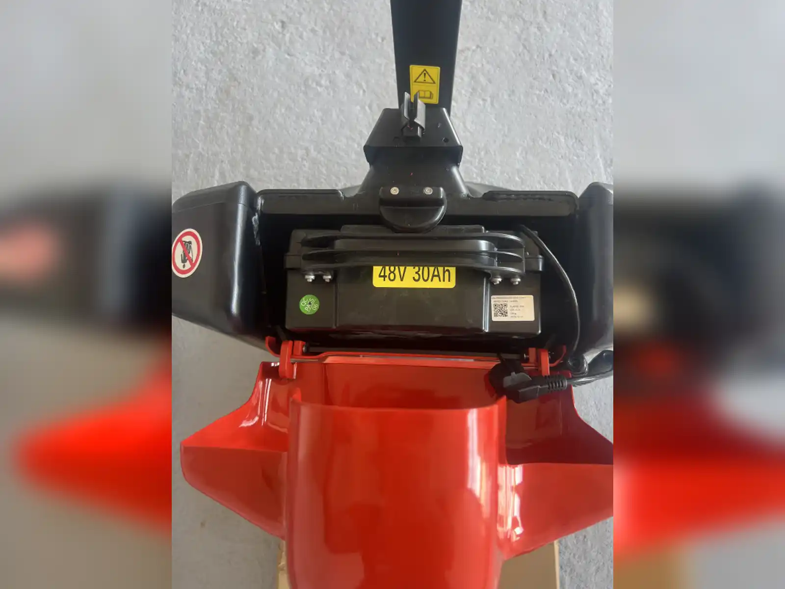 elektricni-elektro-paletar-epl-185-1-8t-li-ion