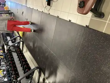 Gumeni pod za teretane profesionalna podloga za fitness opremu