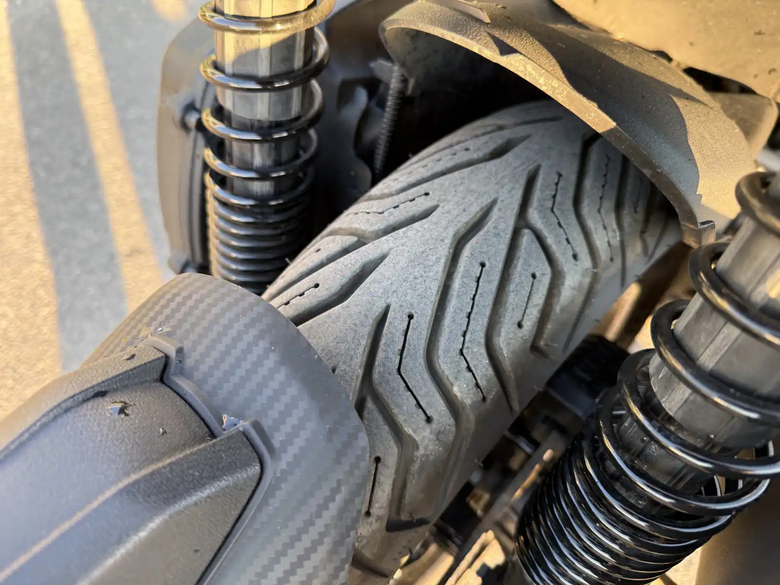 aprilia-sr-200-gt-registrovan-servisna-knjiga