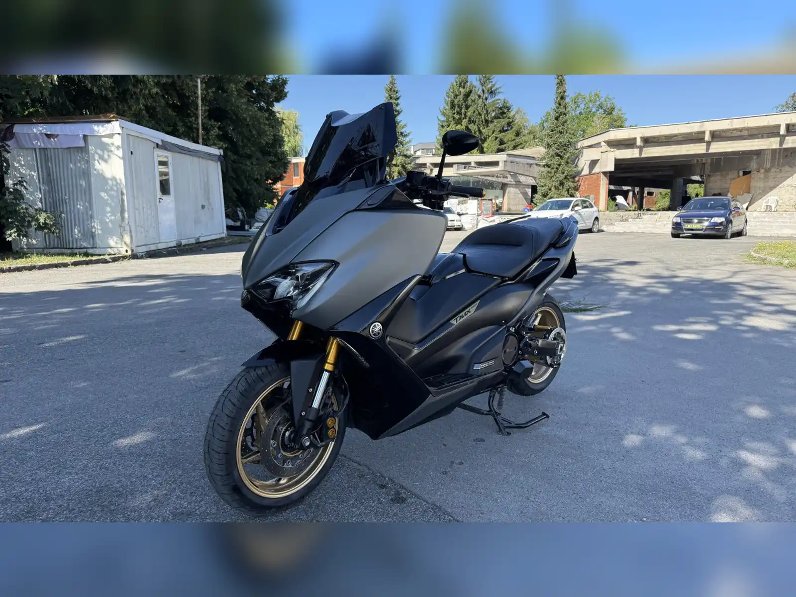 yamaha-tmax-560-tech-max-akrapovic-uraen-servisreg065-189-189