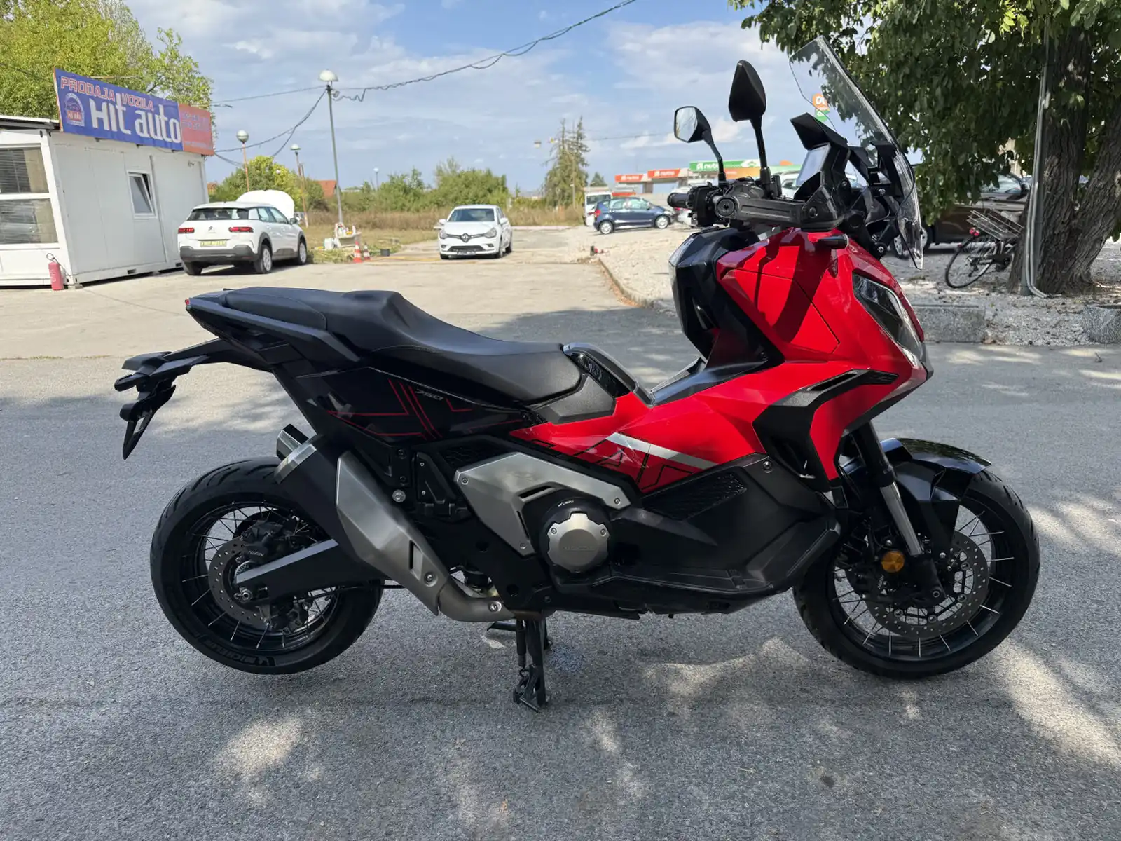 honda-x-adv-2024-12-mjeseci-garancija
