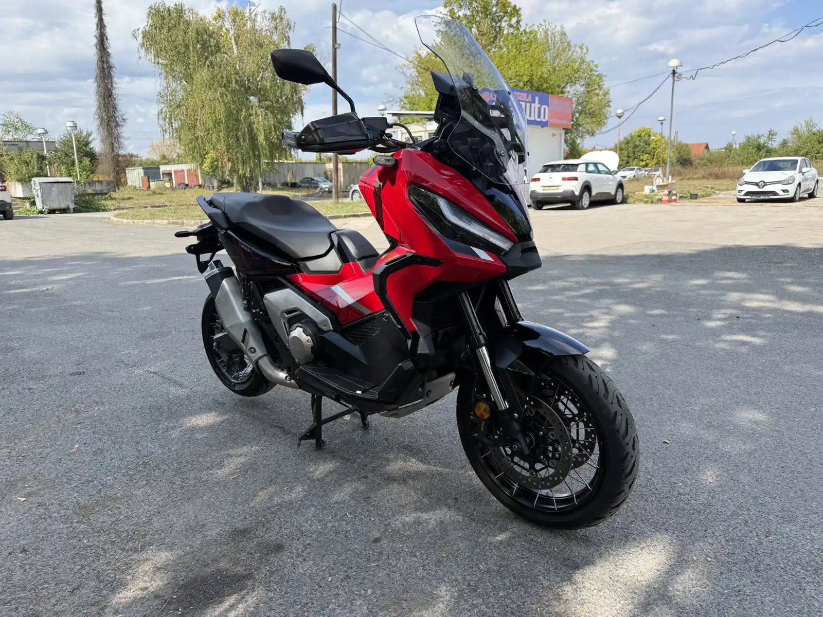 honda-x-adv-2024-12-mjeseci-garancija