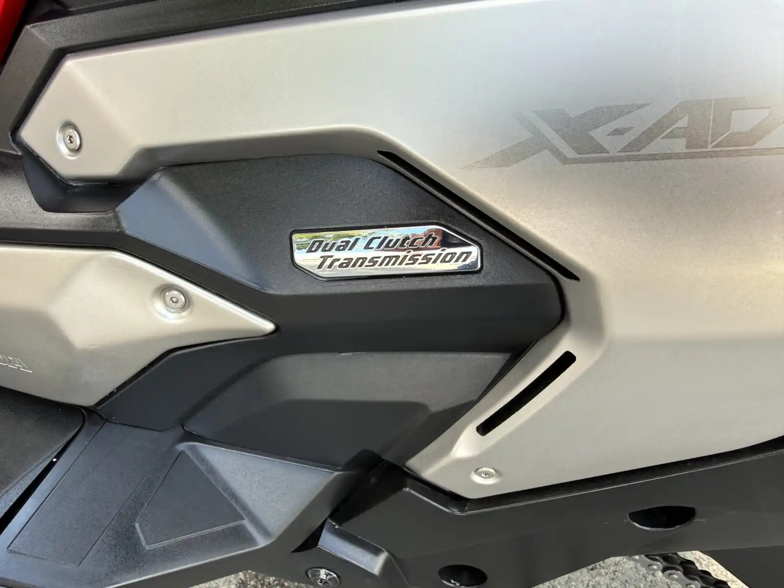 honda-x-adv-2024-12-mjeseci-garancija
